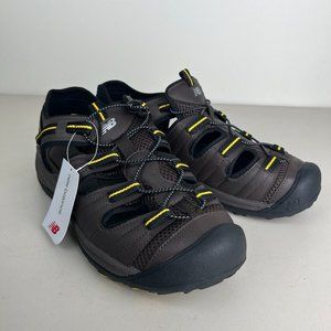 NEW BALANCE M2040BR Brand New Mens Size 13W Appalachian Sandals